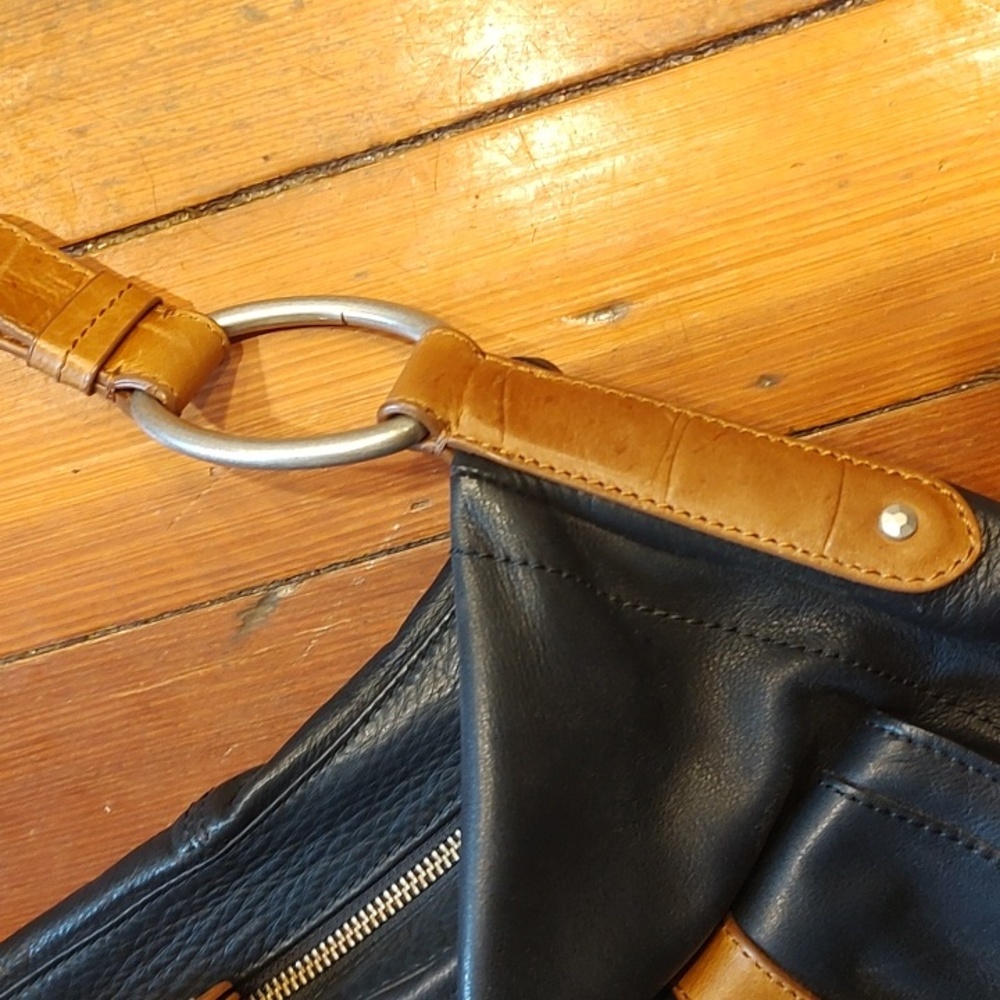 Purse - Picture 4 of 8